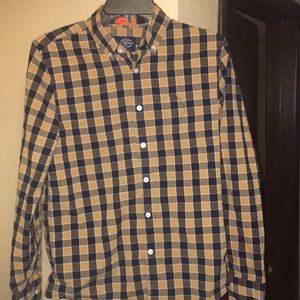 St John’s Bay No Tuck LS Shirt Size Small